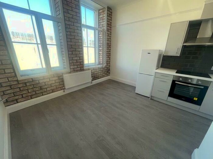 1 Bedroom Flat To Rent In Waterloo Street, Weston-Super-Mare, BS23