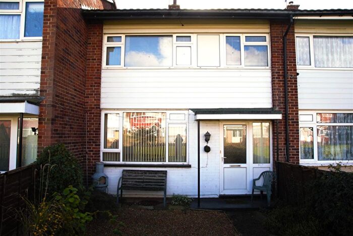 3 Bedroom Terraced House To Rent In Tamar Way, Langley, Slough, SL3