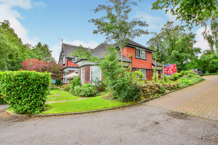 2 Bedroom Apartment To Rent In Buxton Old Road; Disley., SK12