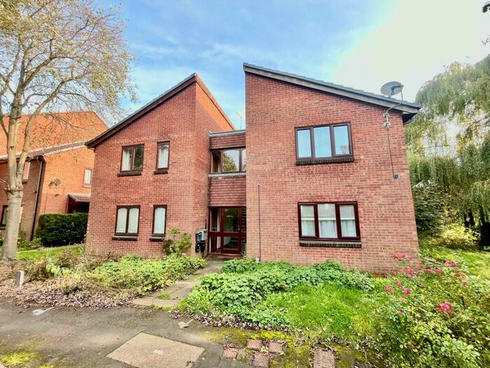Studio To Rent In William Tarver Close, Warwick, CV34