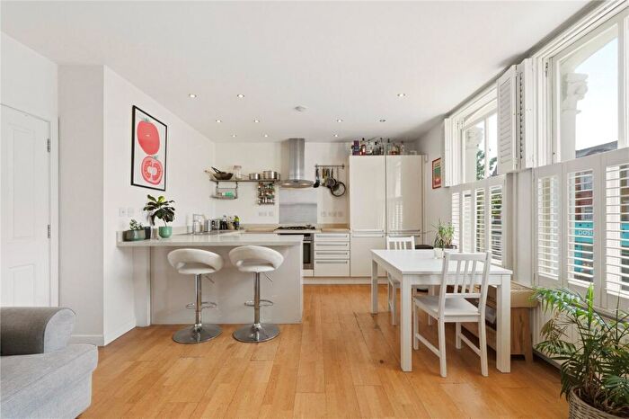 2 Bedroom Apartment For Sale In Northcote Road, SW11
