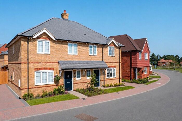 3 Bedroom Semi Detached House For Sale In Love Lane, Faversham, ME13