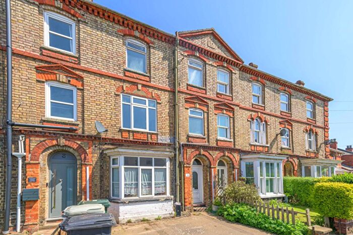 4 Bedroom Terraced House For Sale In Main Road, Hundleby, PE23