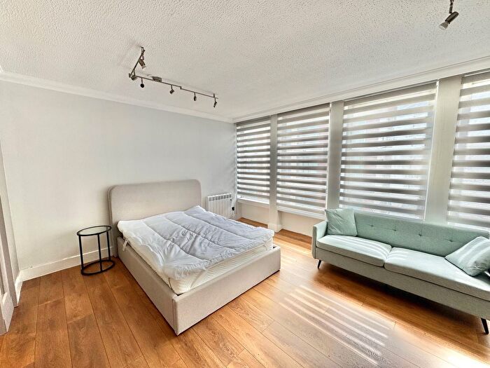 Studio For Sale In Emanuel House, Rochester Row, SW1P