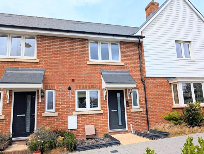 2 Bedroom Terraced House To Rent In Calvert Link, Faygate, RH12