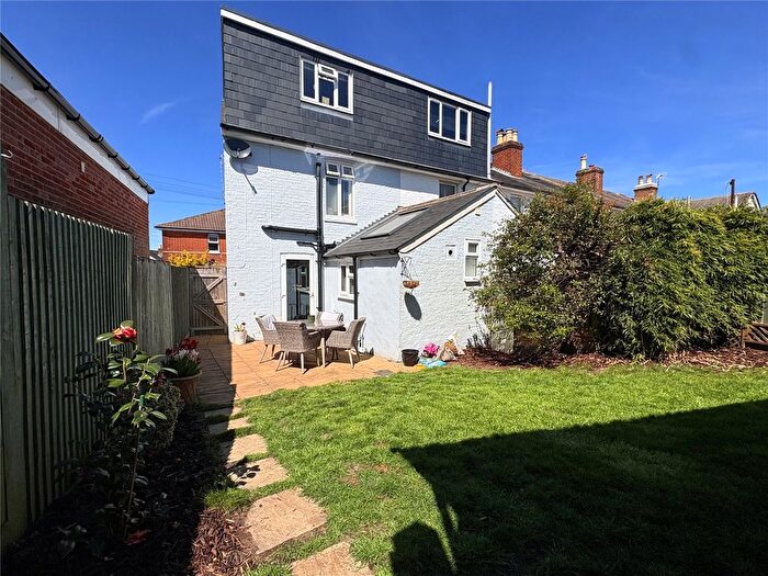 4 Bedroom End Of Terrace House For Sale In Stanhope Road, Tunbridge Wells, Kent, TN1