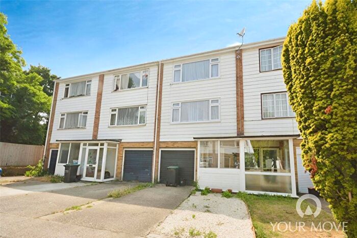 3 Bedroom House To Rent In Chestnut Close, Northfleet, Gravesend, Kent, DA11