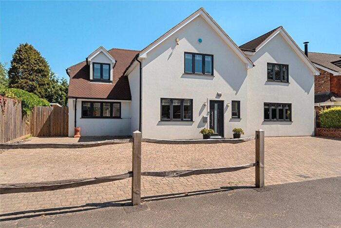 5 Bedroom Detached House For Sale In Ottershaw, Chertsey, Surrey, KT16