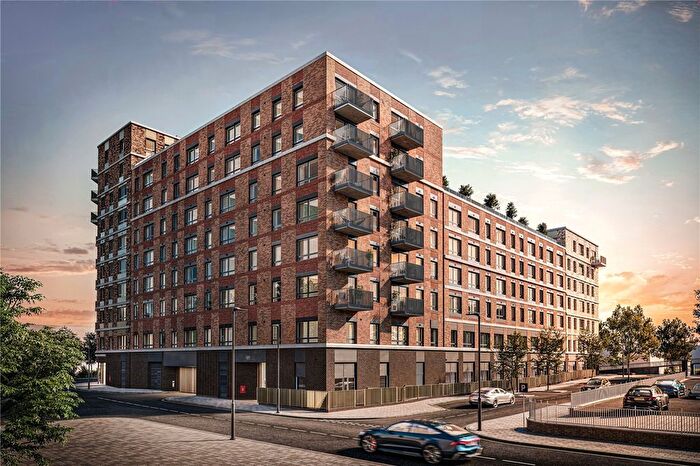 2 Bedroom Flat For Sale In Claxton House, Danestrete, Stevenage, Hertfordshire, SG1