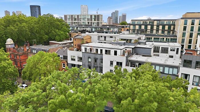 3 Bedroom Apartment For Sale In Hackney Road, Shoreditch, E2 - Photo 10