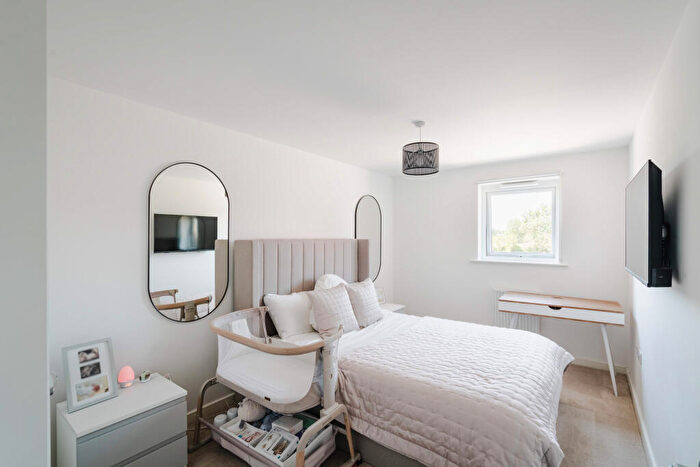 2 Bedroom Flat For Sale In Bridgeman Way, Bristol, BS10