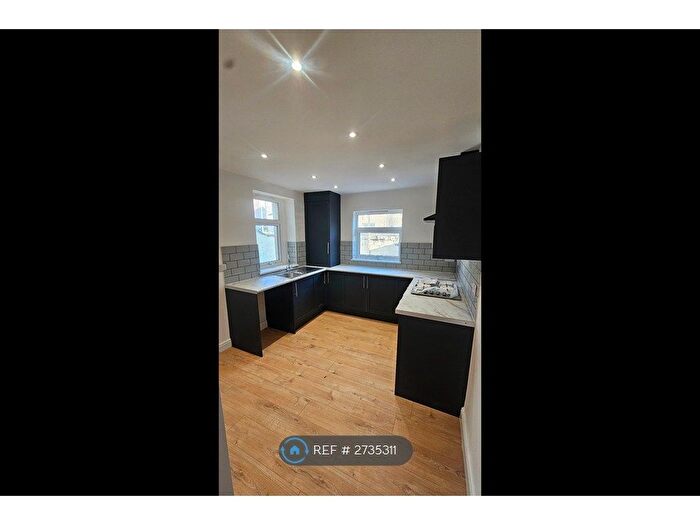 4 Bedroom Terraced House To Rent In Boswell Street, Bootle, L20