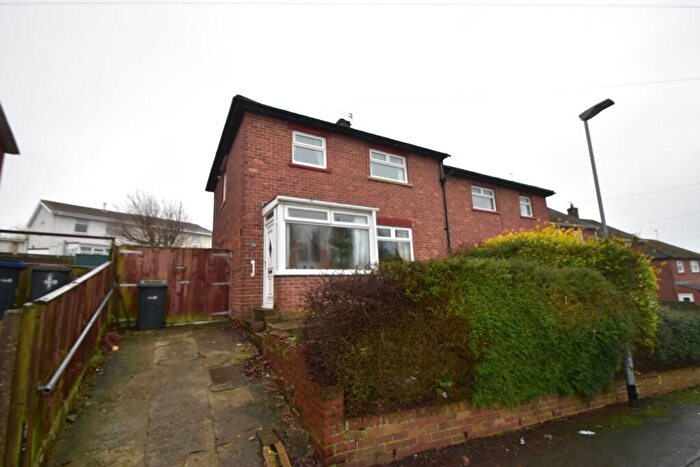 3 Bedroom Semi-Detached House For Sale In Dunelm Road, Moorside, Consett, DH8