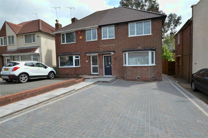 3 Bedroom Semi-Detached House To Rent In Tyndale Crescent, Pheasey, Great Barr, B43