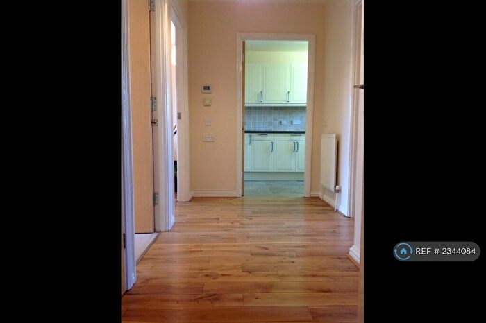 2 Bedroom Flat To Rent In Hackney Wick, London, E9