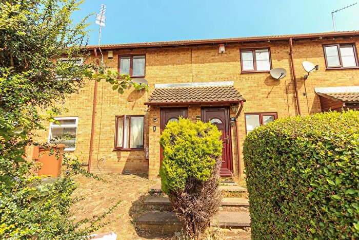 2 Bedroom Terraced House For Sale In Senwick Drive, Wellingborough, NN8