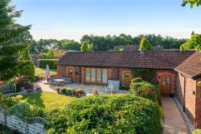 4 Bedroom Barn Conversion For Sale In Farringdon, North Petherton, Bridgwater, TA6