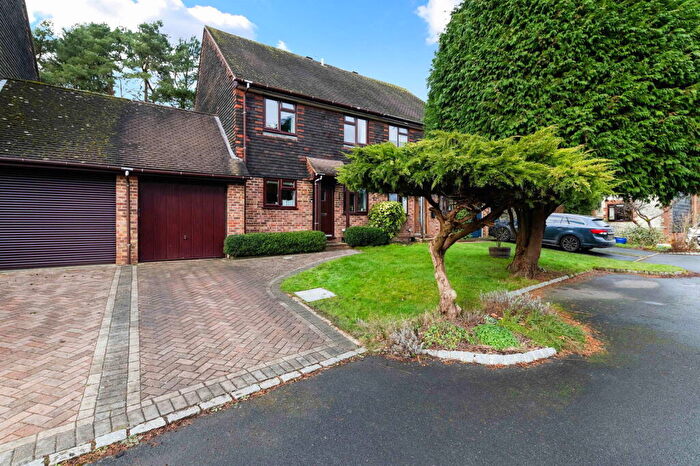 2 Bedroom Semi-Detached House For Sale In Town Mead, Bletchingley, Redhill, RH1