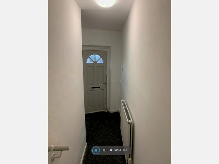 2 Bedroom Flat To Rent In Knowsley Road, Bootle, L20