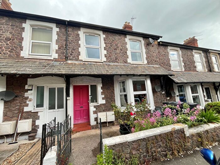 2 Bedroom Flat To Rent In Selbourne Place, Minehead, TA24