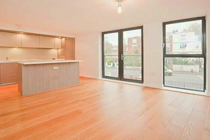 1 Bedroom Flat To Rent In Camden Road, Camden, N7