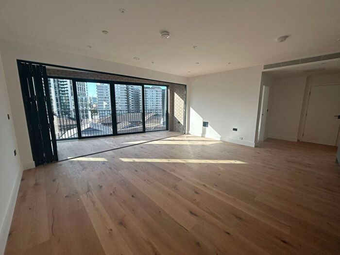1 Bedroom Flat To Rent In Graphite Square, Vauxhall, SE11