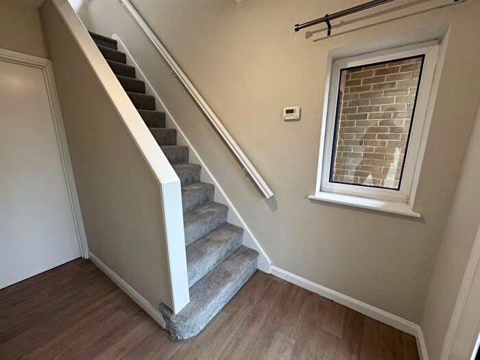 3 Bedroom Semi-Detached House To Rent In Ravenstone Road, Coalville, LE67