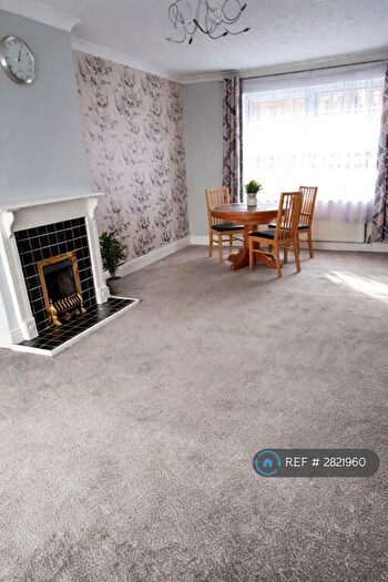 3 Bedroom End Of Terrace House To Rent In Pellinore Road, Exeter, EX4
