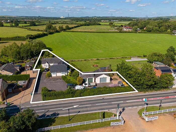 4 Bedroom Detached Bungalow For Sale In Bicester Road, Kingswood, HP18