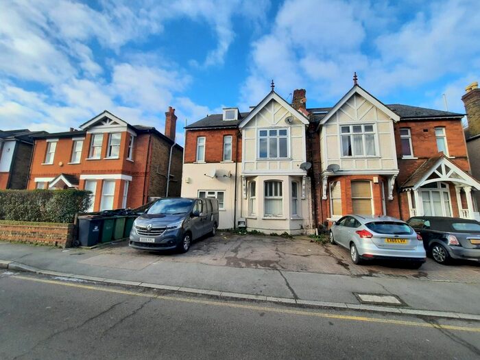 2 Bedroom Flat To Rent In Cambridge Road, Bromley, BR1