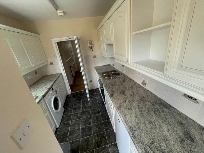 4 Bedroom Terraced House To Rent In Coombe Road, Brighton, BN2