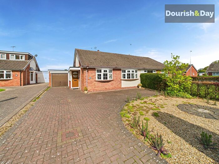 2 Bedroom Semi-Detached Bungalow For Sale In Legge Lane, Hixon, ST18