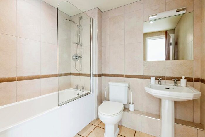 2 Bedroom Apartment To Rent In The Arena, Nottingham, NG1