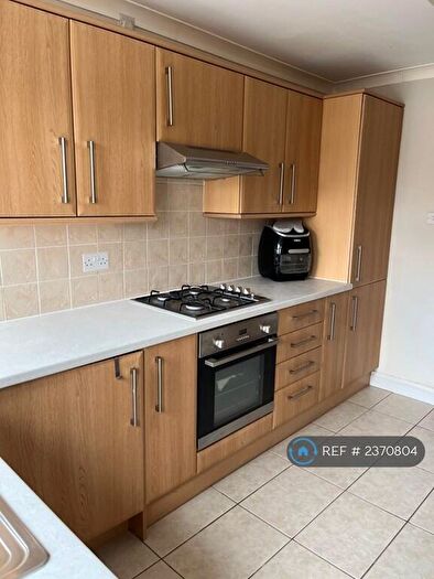 2 Bedroom Flat To Rent In Station Road, Llandaff North, Cardiff, CF14