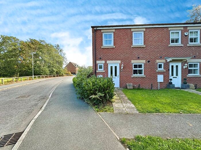 3 Bedroom End Of Terrace House For Sale In Beaumont Court, Morpeth, NE61