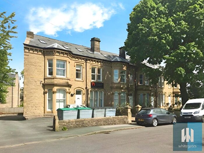 1 Bedroom Apartment To Rent In Highfields Road, Huddersfield, HD1