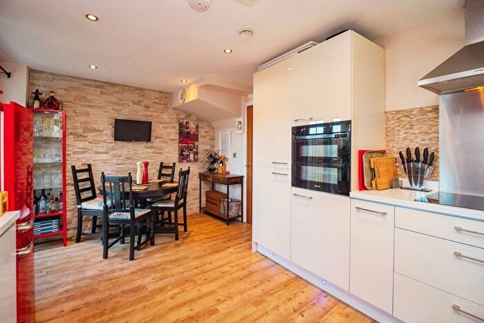 2 Bedroom Terraced House For Sale In Pennsylvania Way, Portland, Dorset, DT5