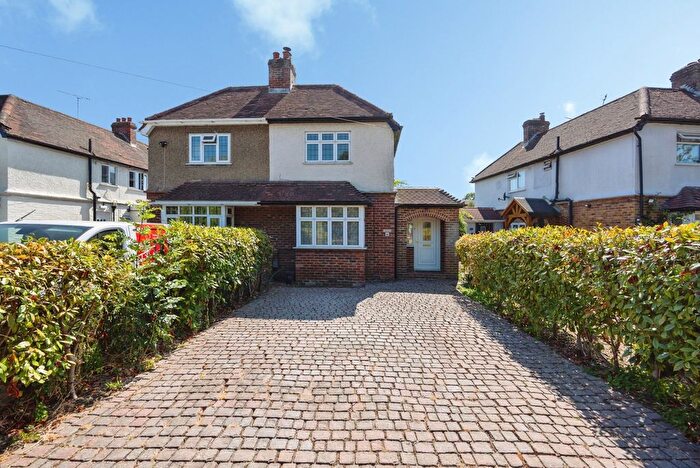 3 Bedroom Semi Detached House For Sale In Woodlands Road, Guildford, Surrey, GU1