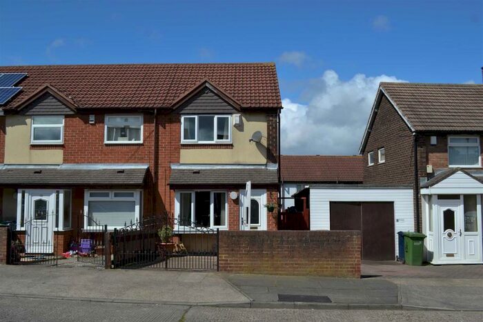 2 Bedroom End Of Terrace House To Rent In Bradshaw Street, Town End Farm, Sunderland, SR5
