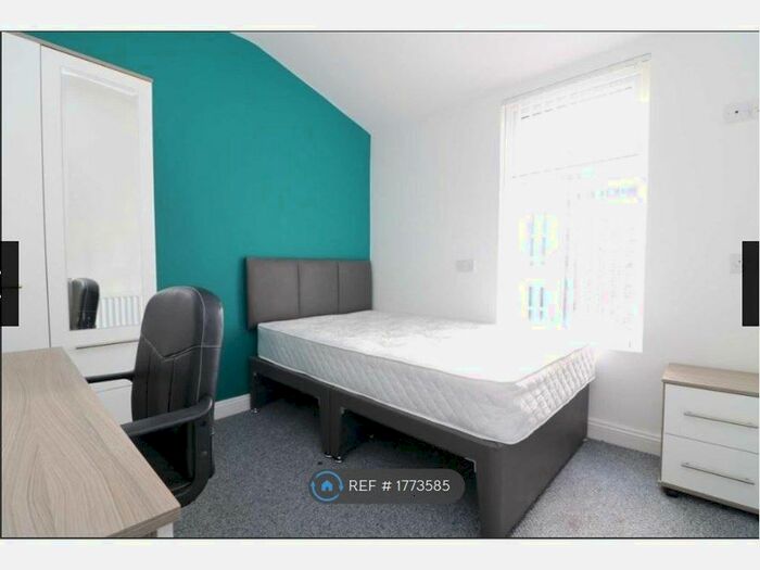 6 Bedroom Terraced House To Rent In Leopold Road, Kensington, Liverpool, L7