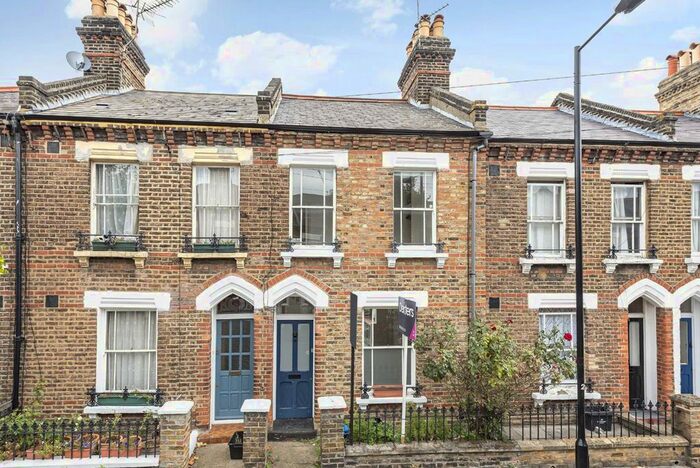 2 Bedroom Property To Rent In Kilravock Street, London, W10