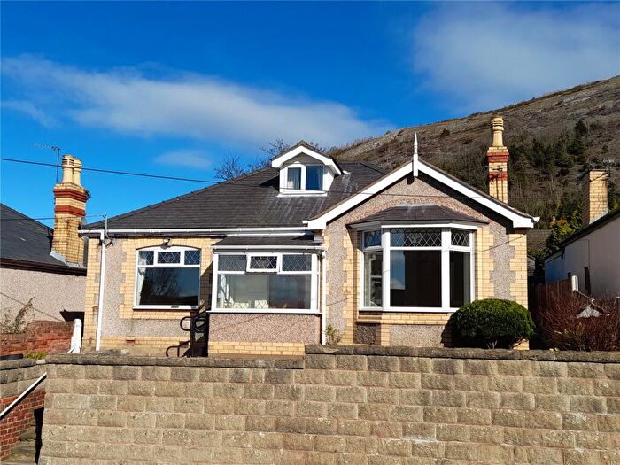 3 Bedroom Bungalow For Sale In Cwm Road, Dyserth, Rhyl, Denbighshire, LL18