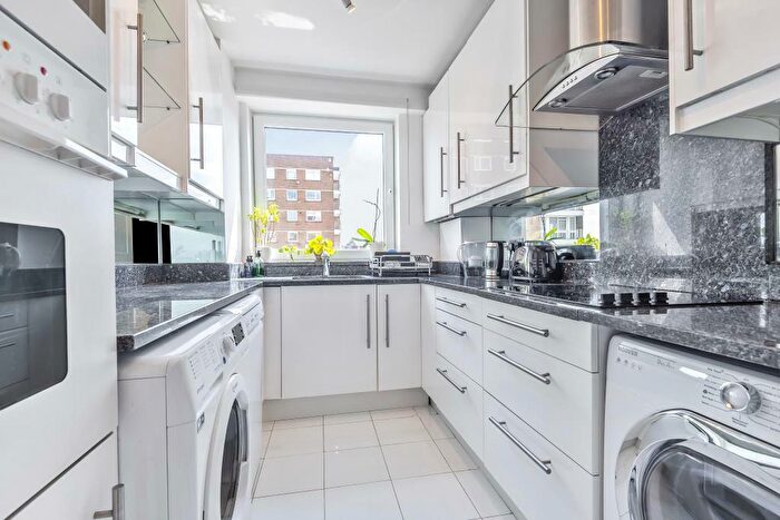 2 Bedroom Flat To Rent In Blair Court, Boundary Road, St Johns Wood, NW8