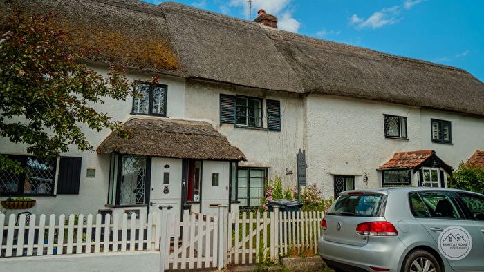 2 Bedroom Cottage For Sale In Station Road, Broadclyst, Exeter, EX5