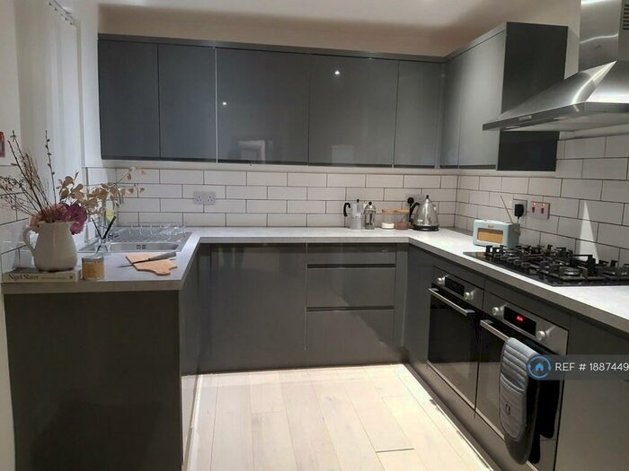 6 Bedroom Terraced House To Rent In Liscard Road, Liverpool, L15