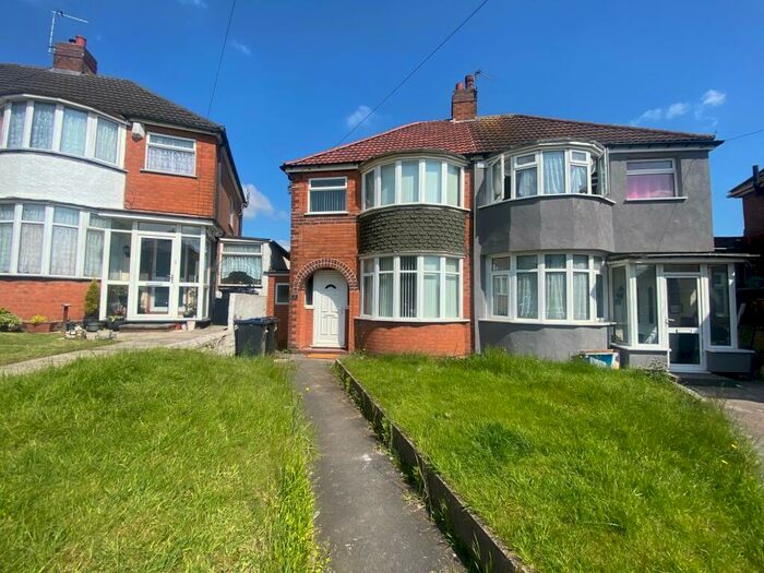 3 Bedroom House To Rent In The Rise, Great Barr, Birmingham., B42