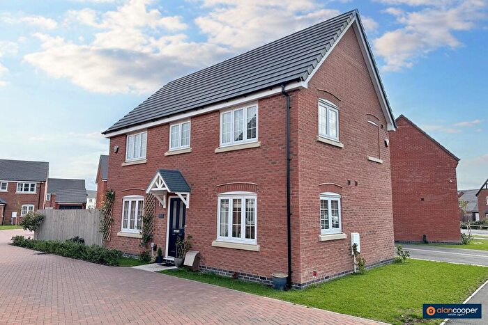 3 Bedroom Detached House For Sale In Wyandotte Lane, Lockley Gardens, Nuneaton, CV11