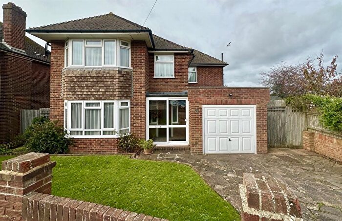 3 Bedroom Detached House For Sale In Millfield Rise, Bexhill-On-Sea, TN40