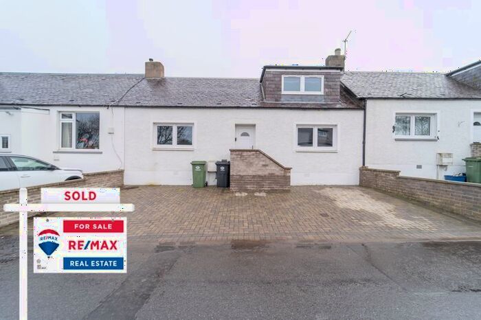 3 Bedroom Terraced House For Sale In Lochend Road, Newbridge, EH28