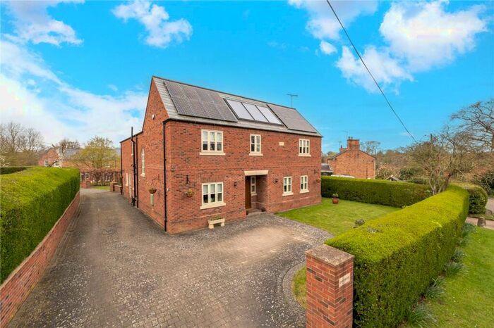 7 Bedroom Detached House For Sale In Kirkby Underwood Road, Aslackby, Sleaford, Lincolnshire, NG34